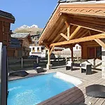 In With Heated Pool Les Deux Alpes
