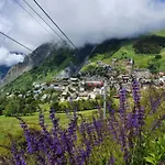 In With Heated Pool Les Deux Alpes