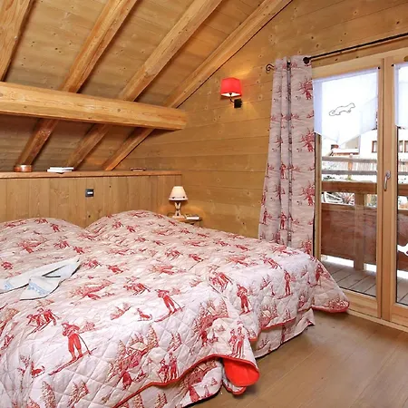 Chalet In With Heated Pool