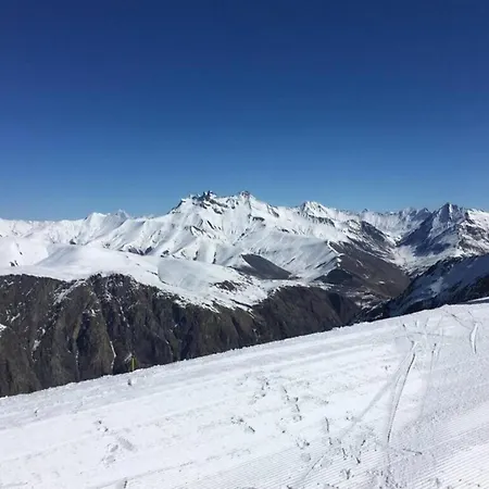 Chalet In With Heated Pool Les Deux Alpes