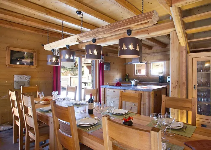 In With Heated Pool Alpesi faház