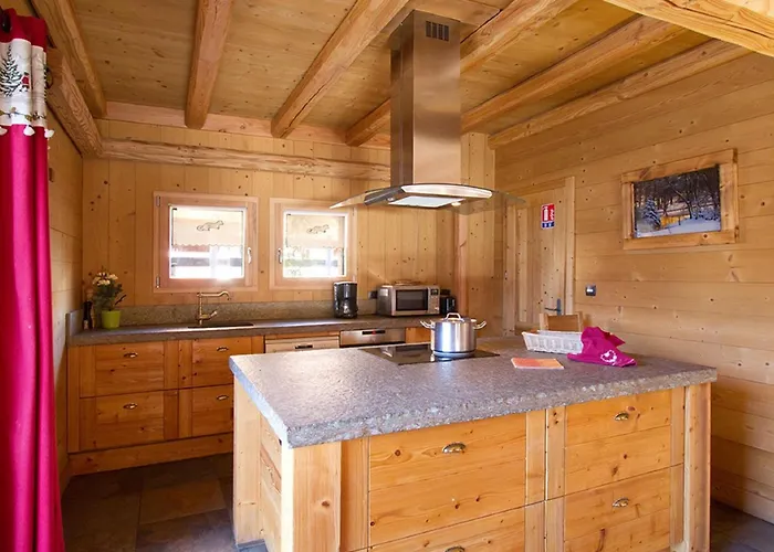 In With Heated Pool Шале