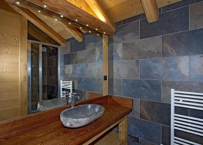 Шале In With Heated Pool *