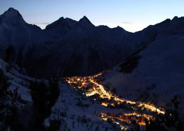 In With Heated Pool Alpesi faház *