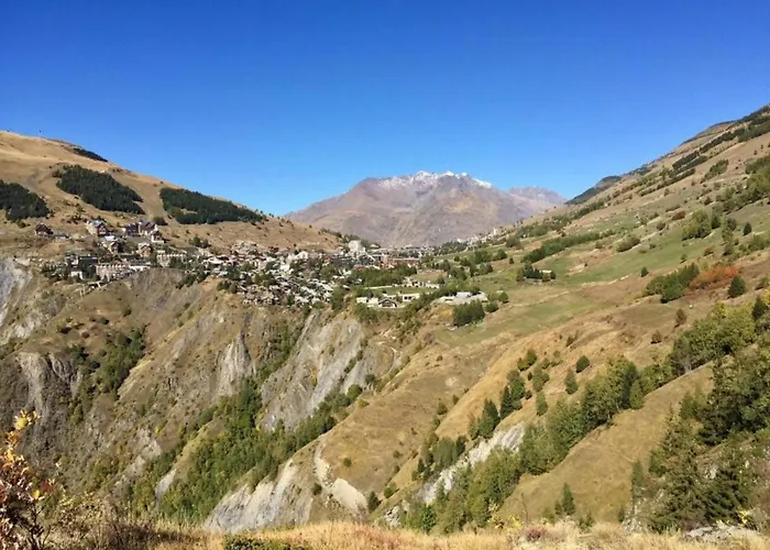 Alpesi faház In With Heated Pool *